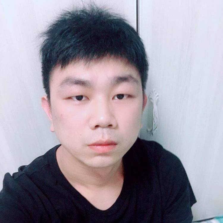 王颂的照片