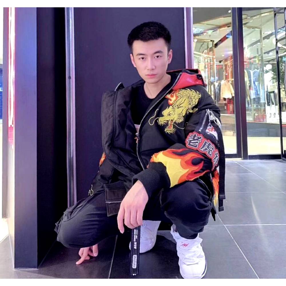 果汁爱恋彪壮的照片