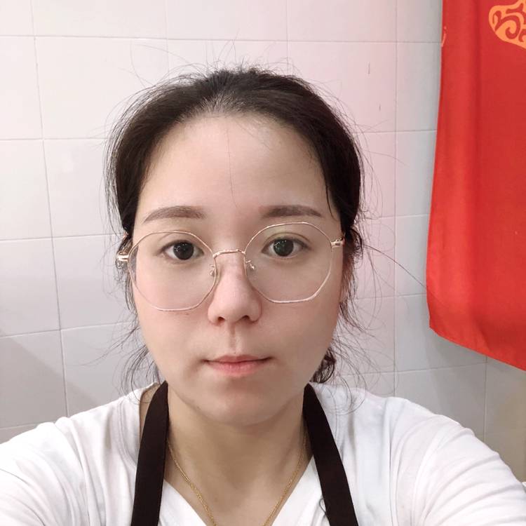 恬静与眼睛的照片