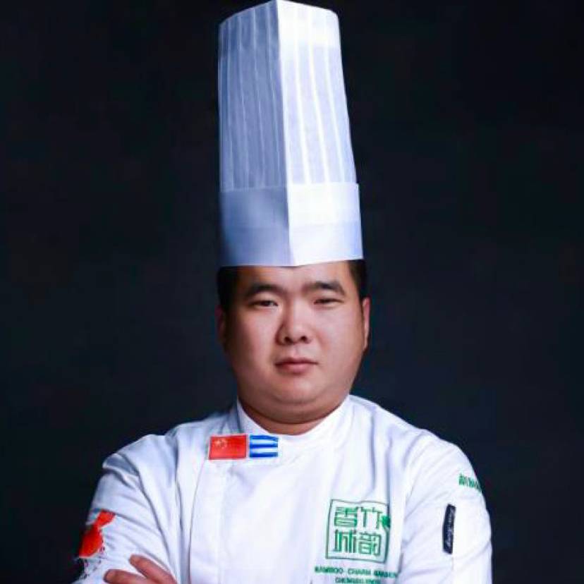 裙子吃醋谦让的照片