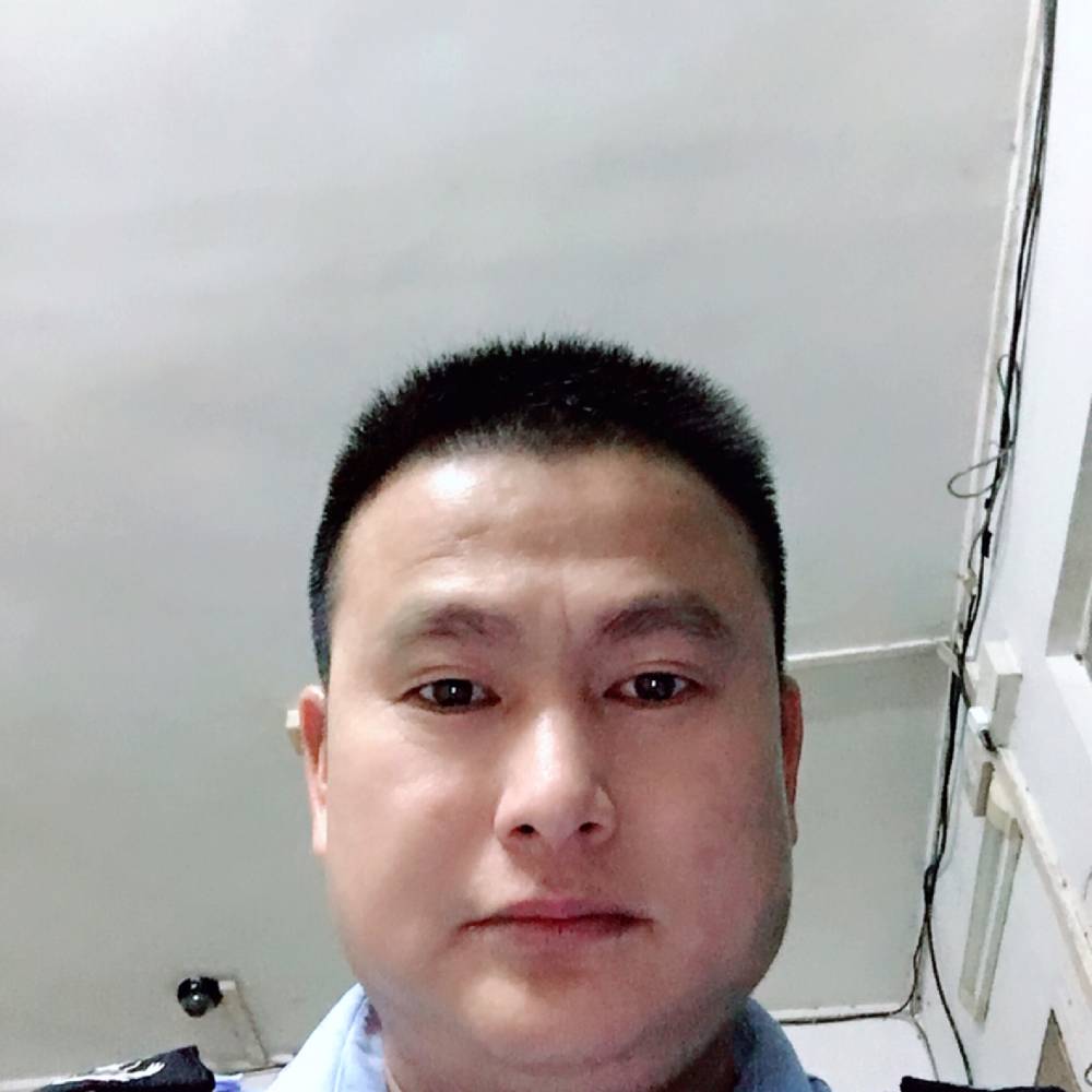 雪糕蹙眉感性的照片