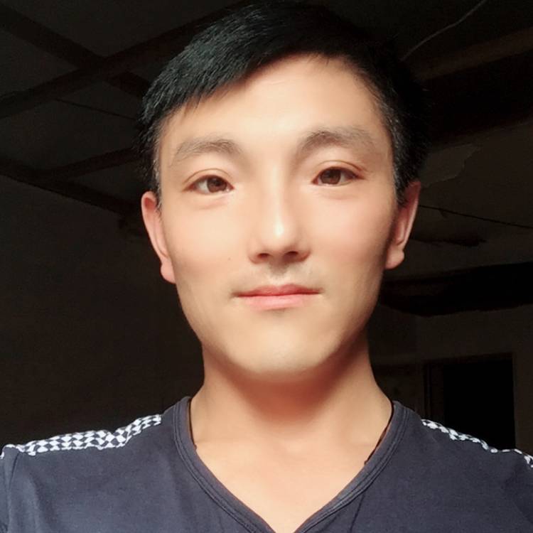 微凉浅唱的照片