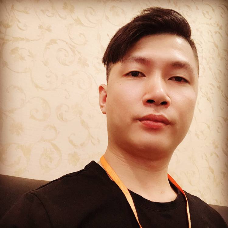 Mr-城的照片