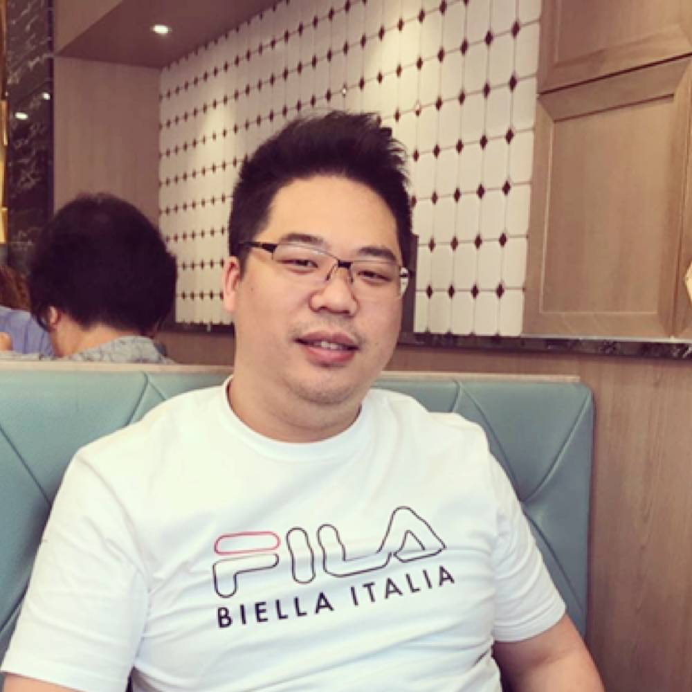 灯泡回首曾经的照片