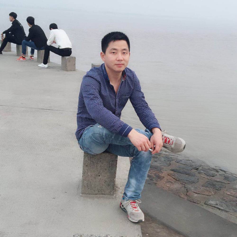 战天雷的照片