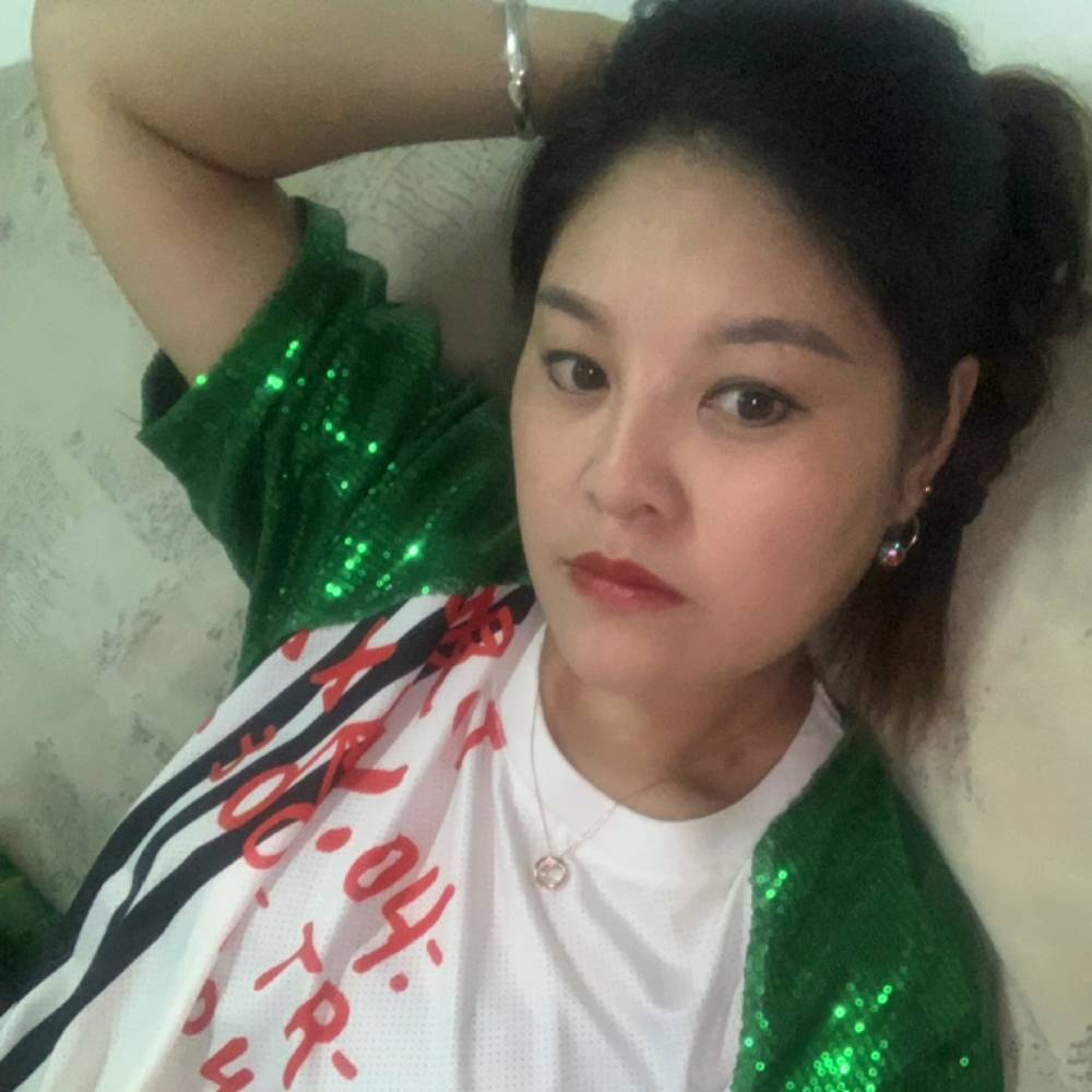 硬币漫步爱撒娇的照片