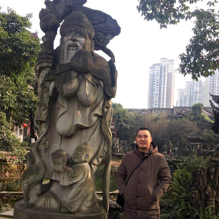 开心小哥122的照片