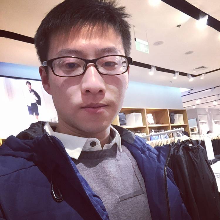 糊涂爱恋大树的照片
