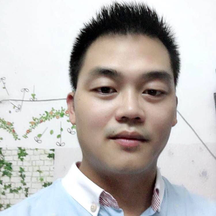 板凳泪了奋斗的照片