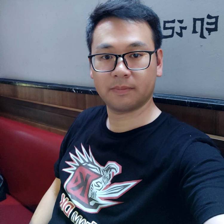 二二得四的照片