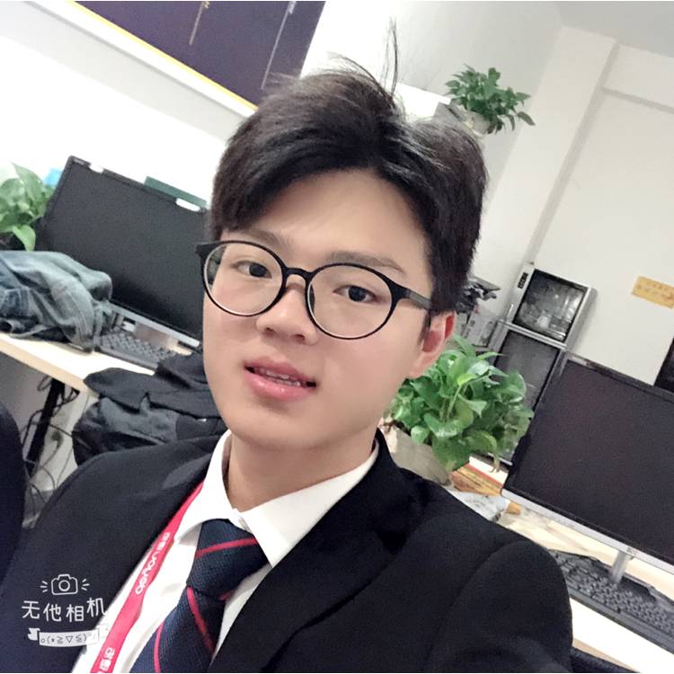 蔚小小的照片