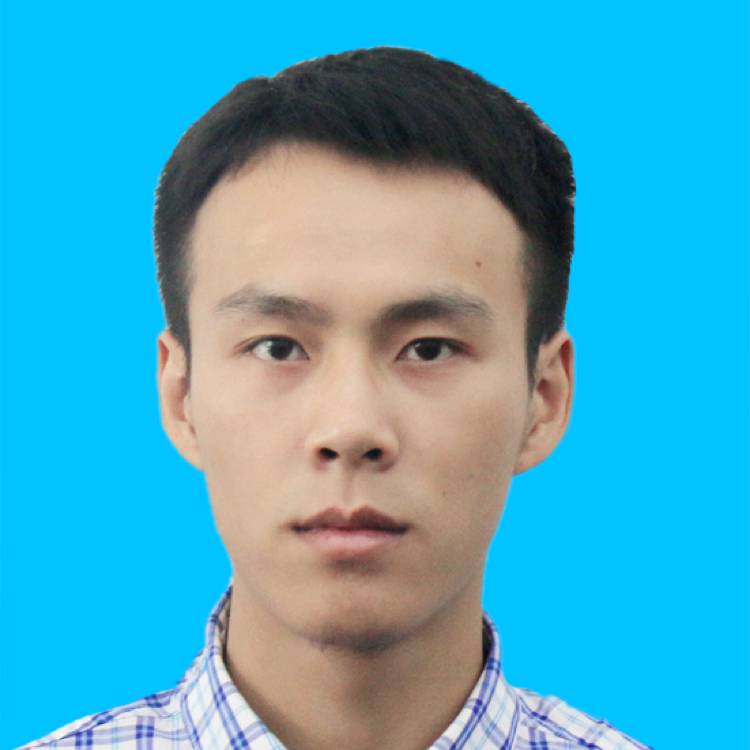 后来才的照片
