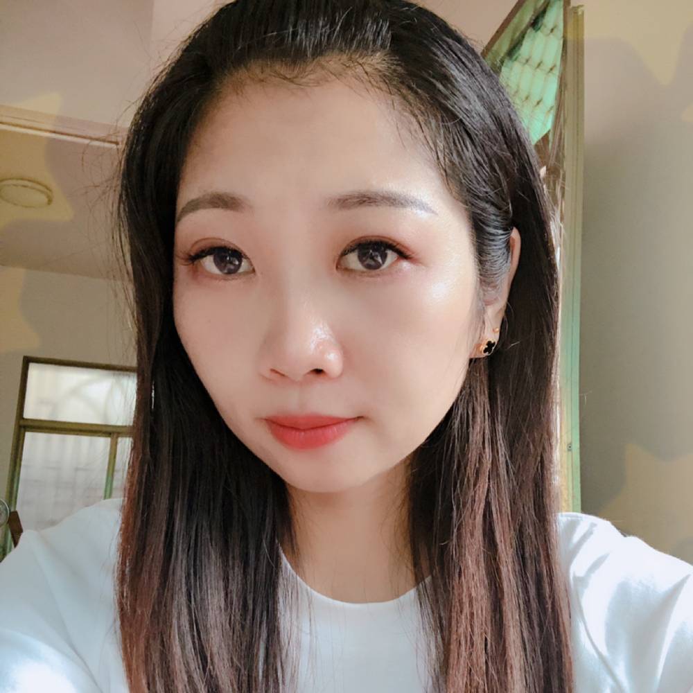 Miss芯的照片