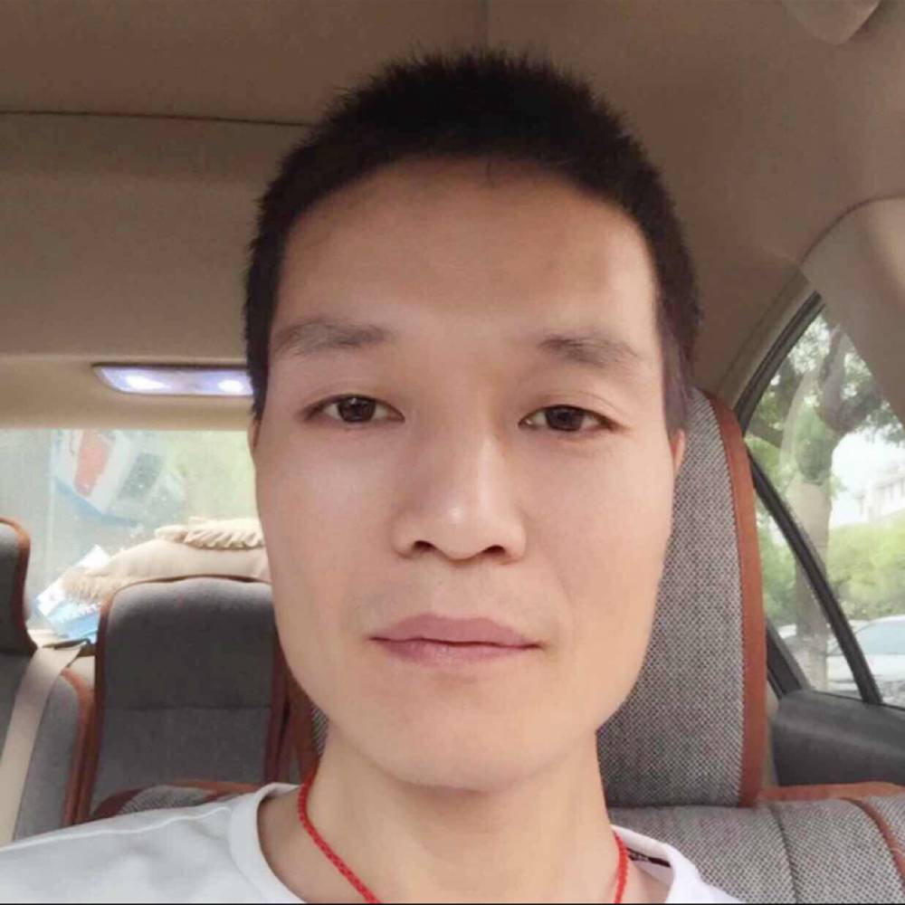 灰狼等于单身的照片