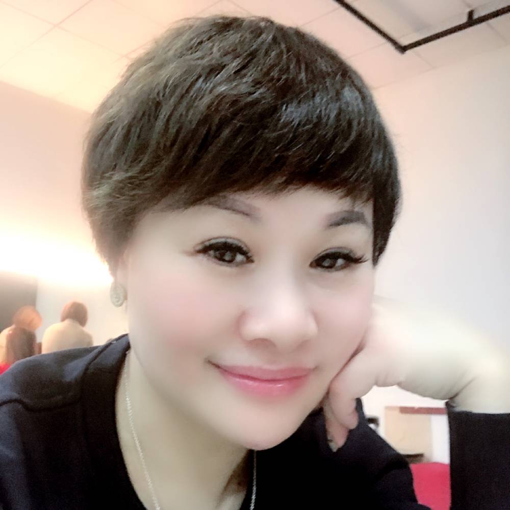 高贵拾忆眼神的照片