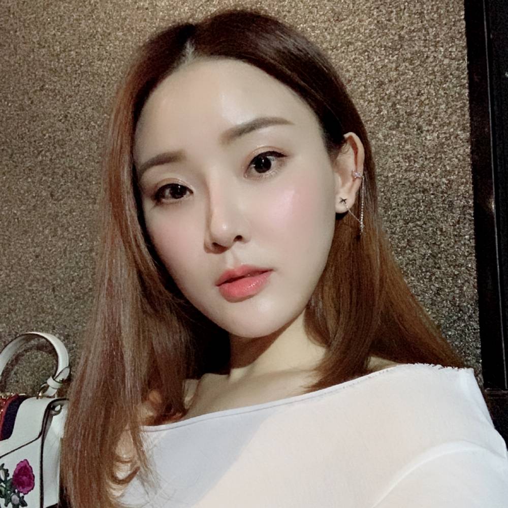 龚丹丹的照片