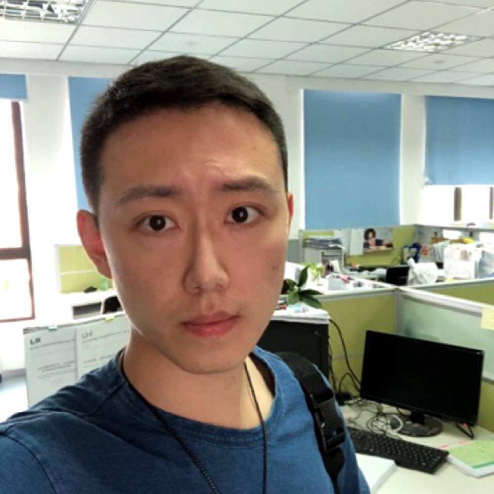 火龙果去籽的照片