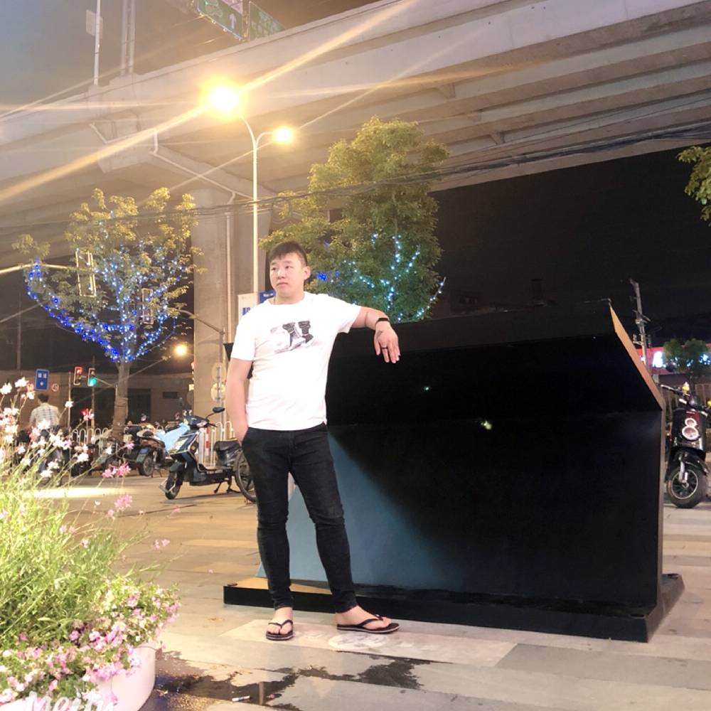 ......毅的照片