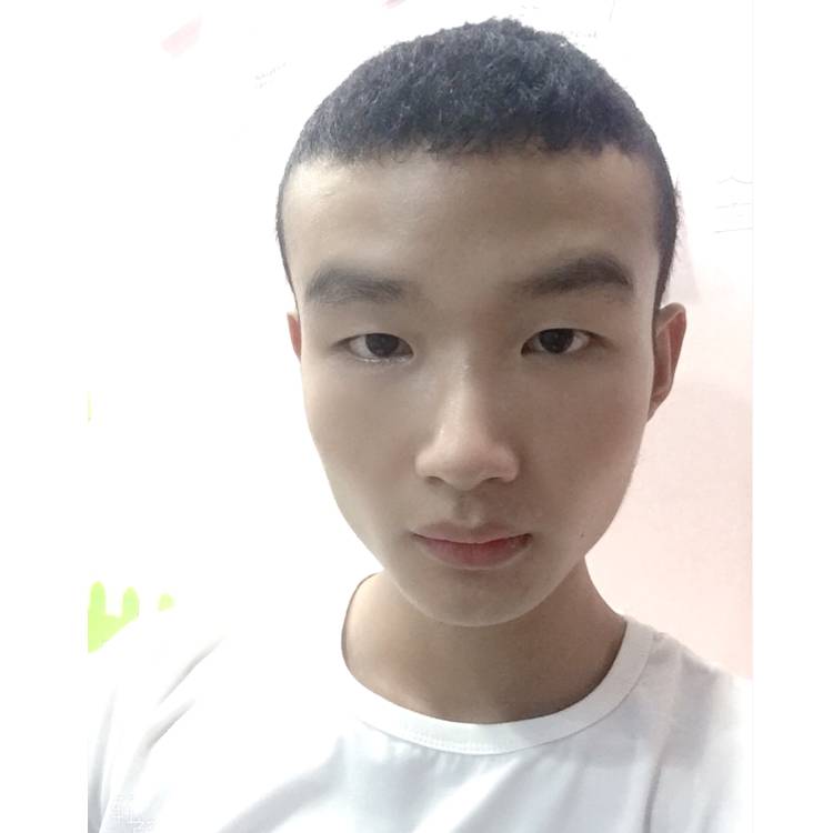 微笑在甜也是敷衍的照片