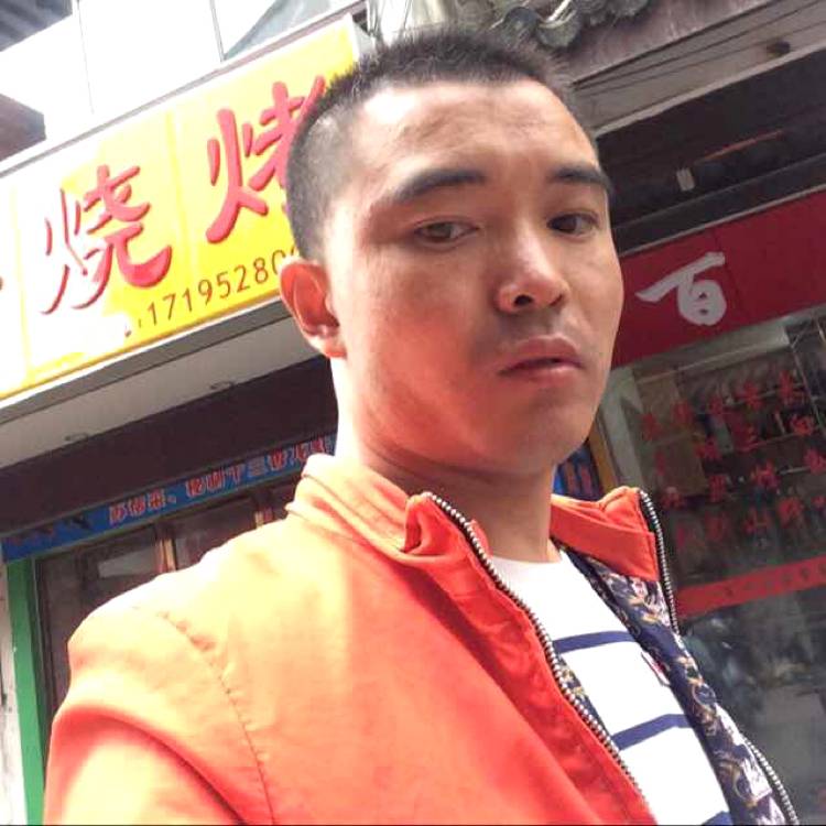 矫情的戒指的照片