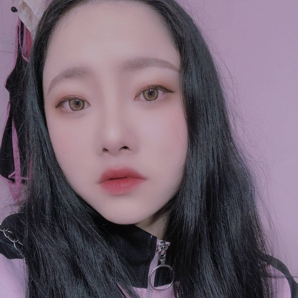孔柏蕴的照片