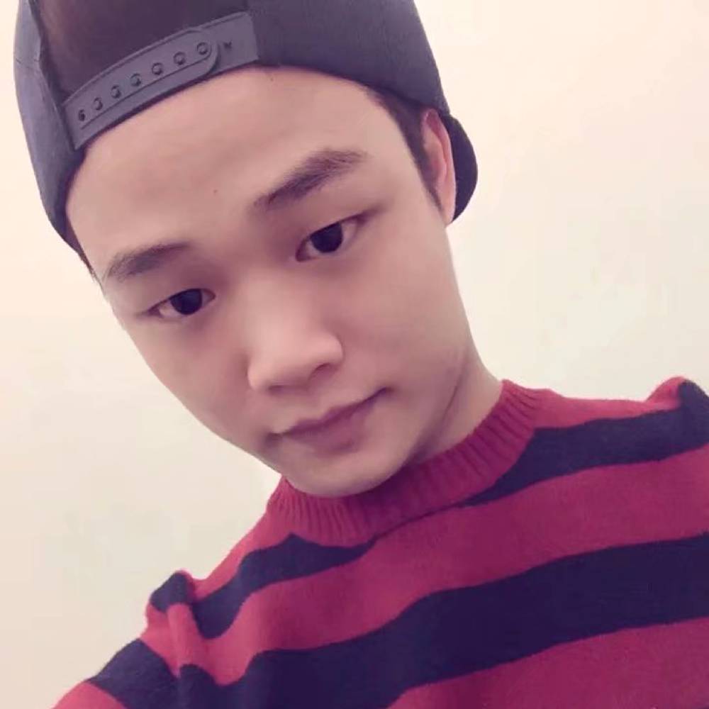 香菇爱恋爱听歌的照片