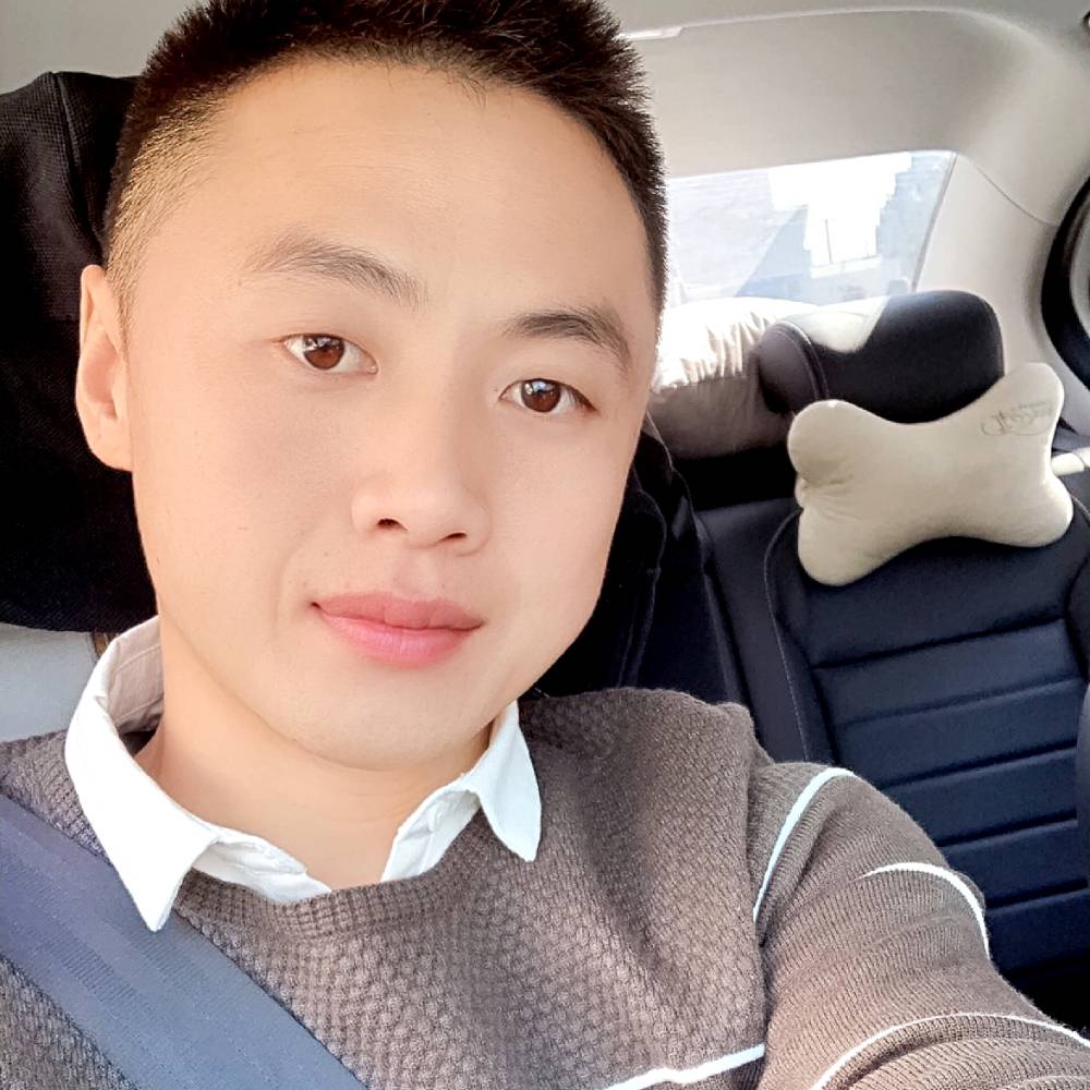 情动方俏皮的照片