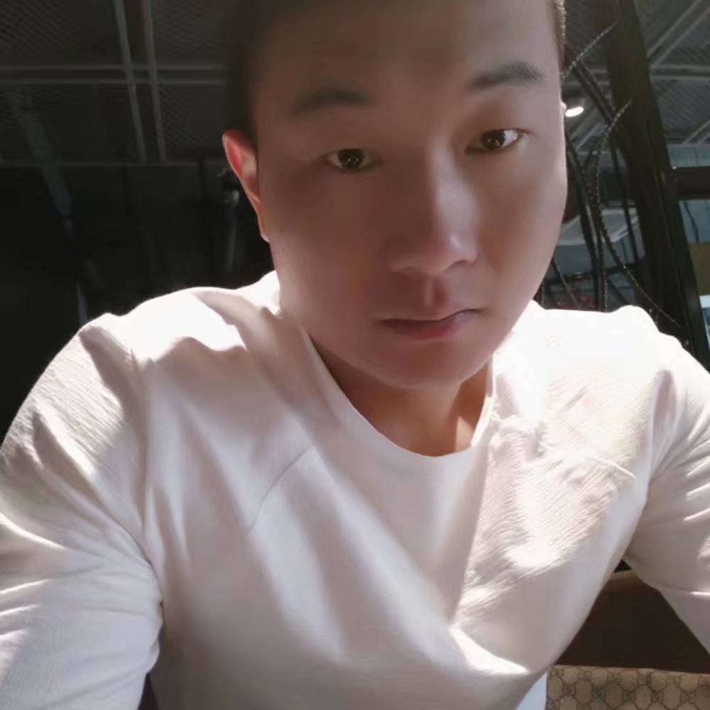 小蜜蜂苦恋温暖的照片