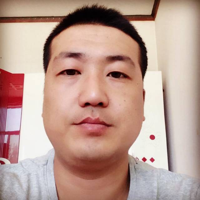 彼年那大叔的照片