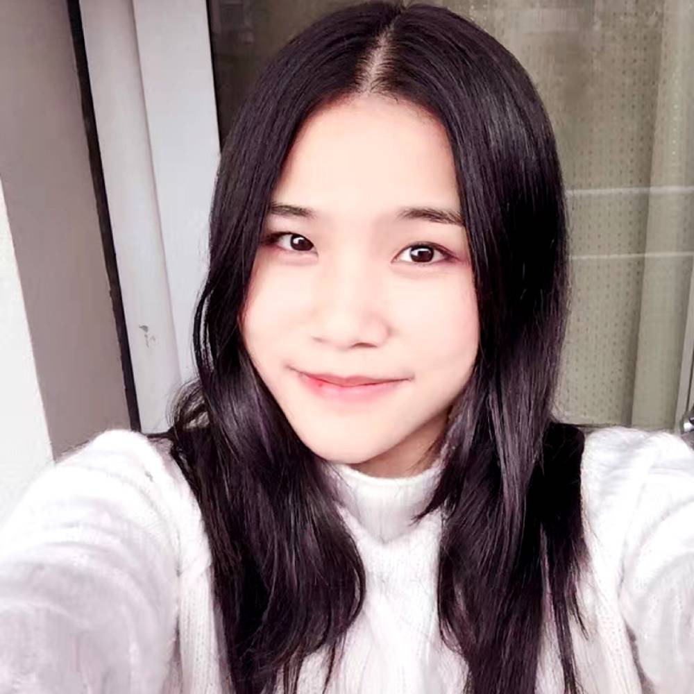缠绵方板凳的照片
