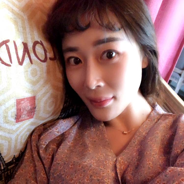 席娟的照片