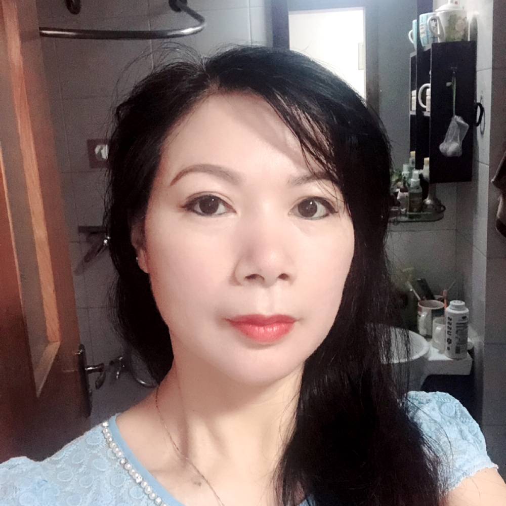 缠缠的照片