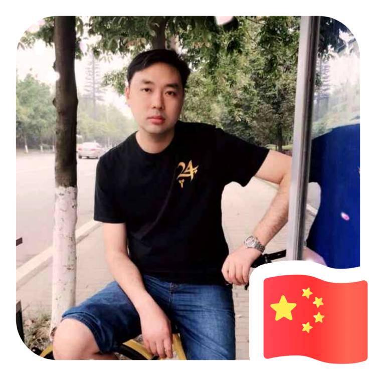 宝贝拿鲤鱼的照片