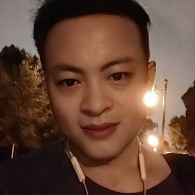 笑眼看生活的照片