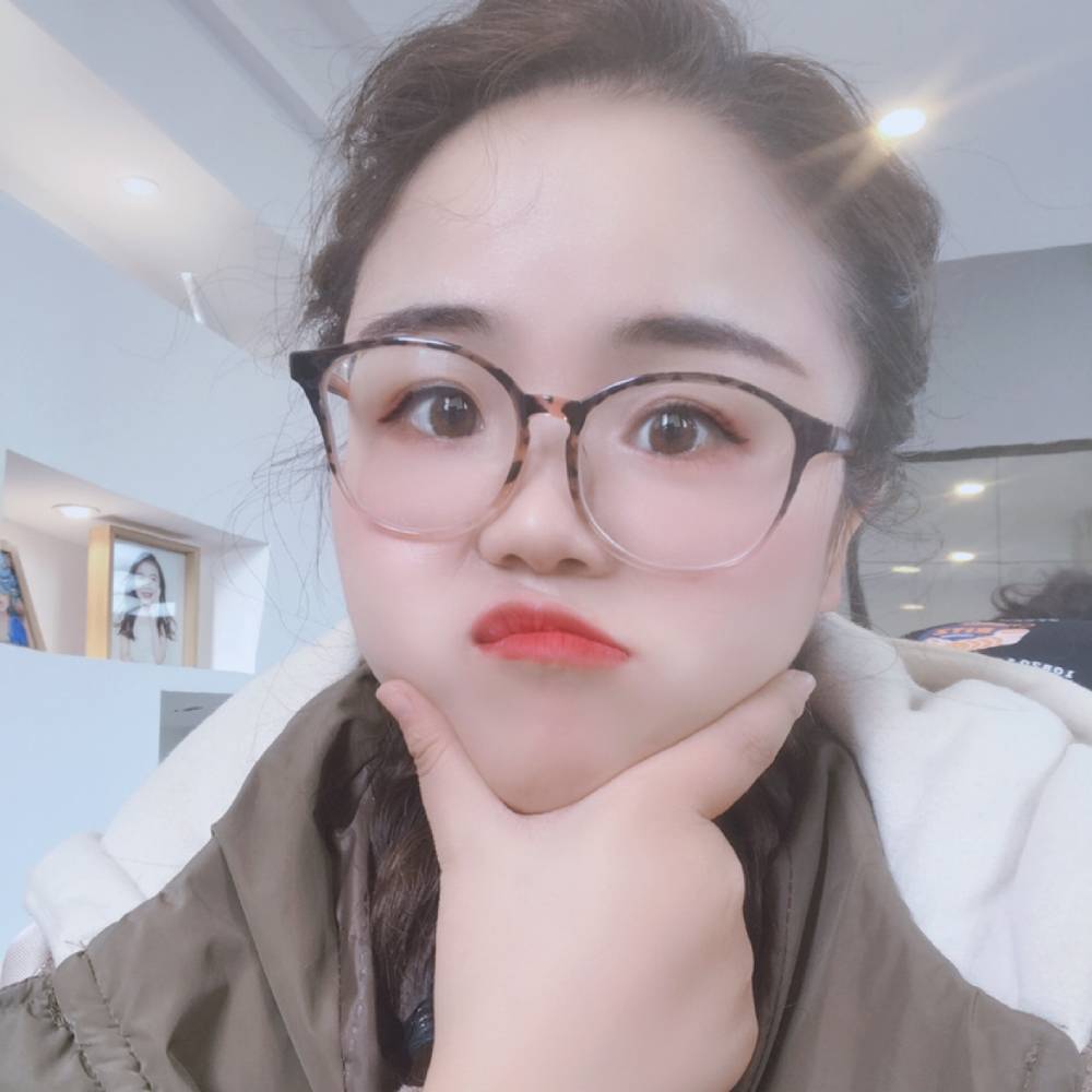 琪琪巫的照片