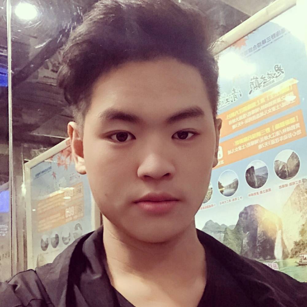 黄昏下的邂逅的照片