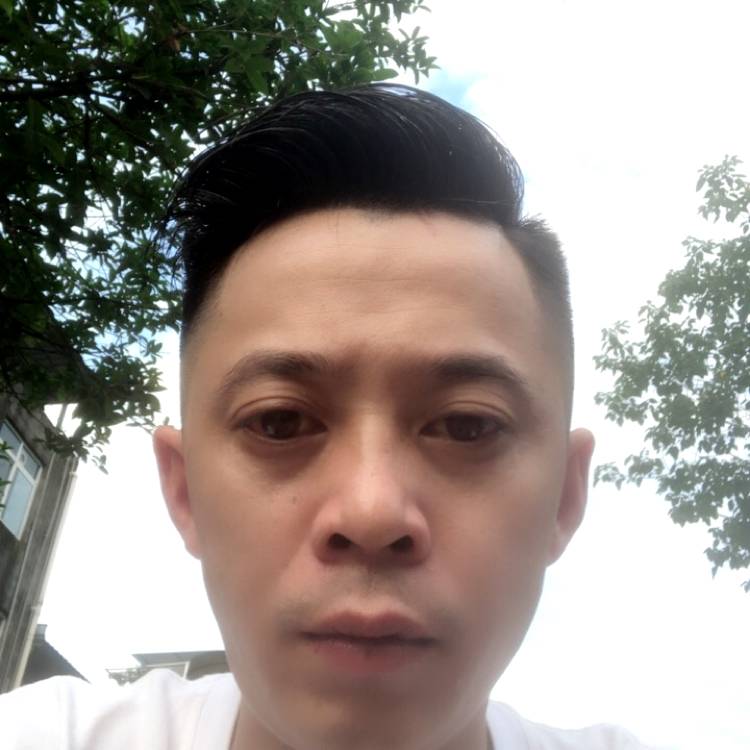 回到童年。的照片