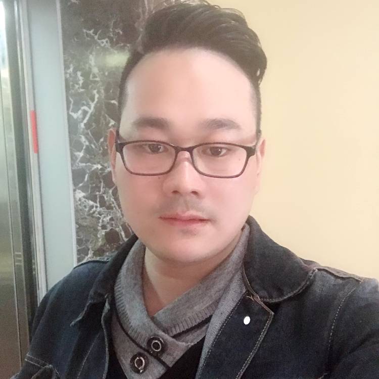 絕戀大叔的照片