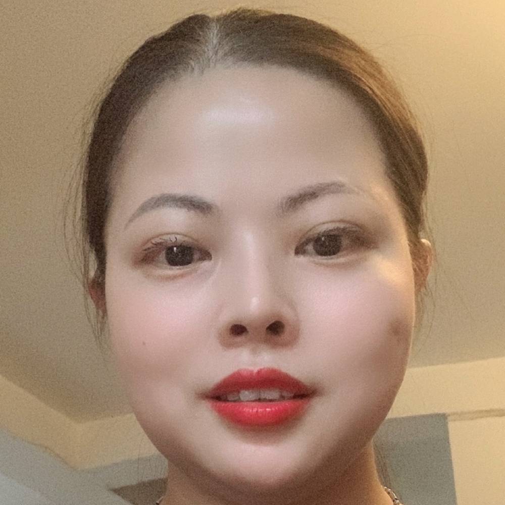 书本认真的照片