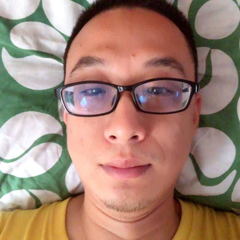 大月饼脸的照片