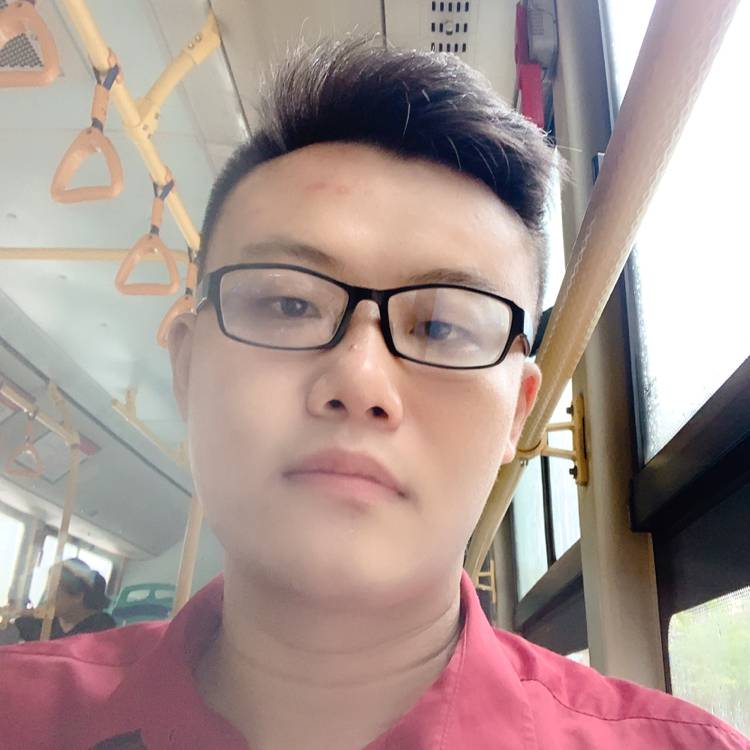 陈政威的照片