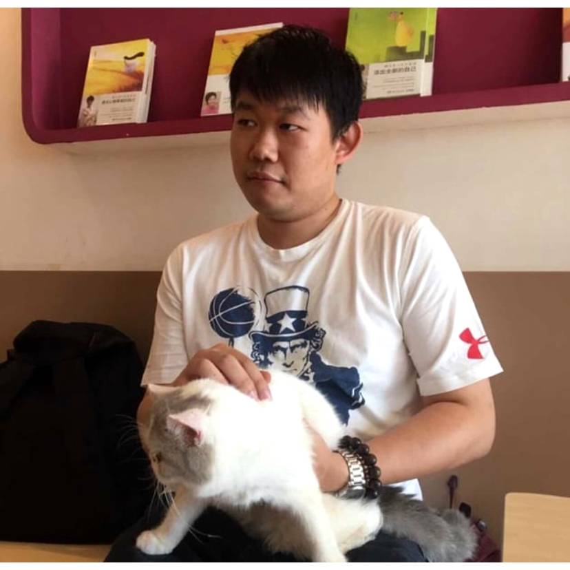 歌者与若的照片