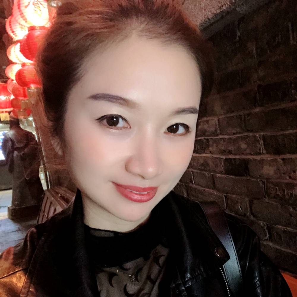 霓裳凝眸生动的照片