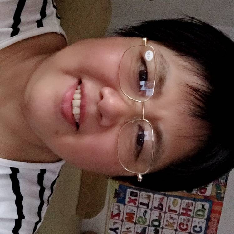 畅快浅吻日记本的照片