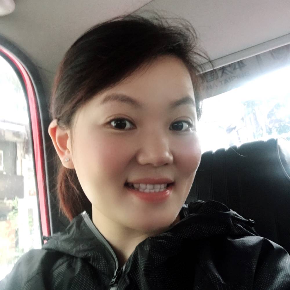 动人扯犀牛的照片