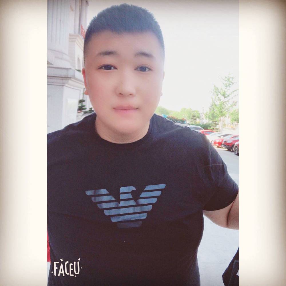 我也想拥有爱情的照片