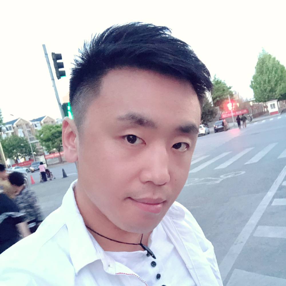 半醉人生灬的照片