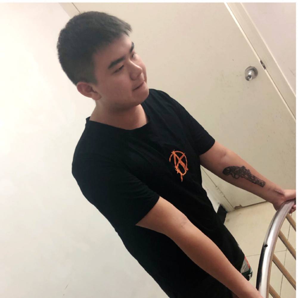 琴酒man的照片