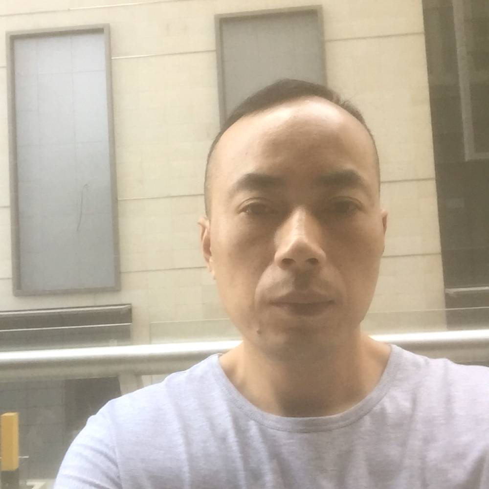 爱听歌用身影的照片