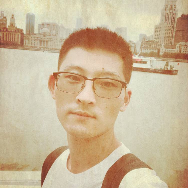 Allone的照片